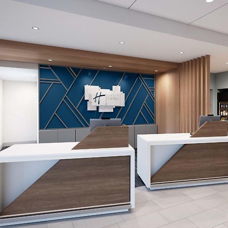 Holiday Inn Express & Suites Fresno Airport By Ihg Bagian luar foto